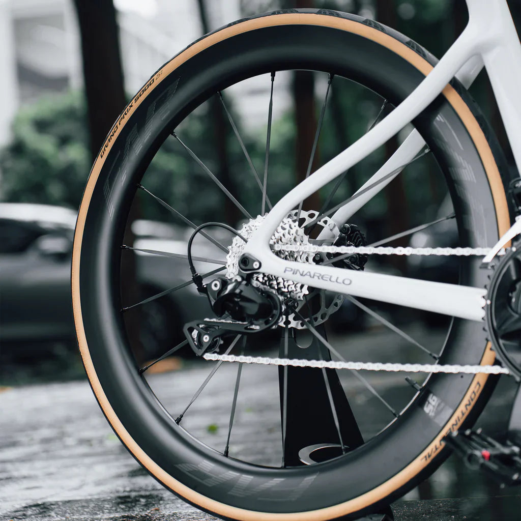 Why Making Great Carbon Fiber Wheels Is Like Baking the Perfect Sourdough